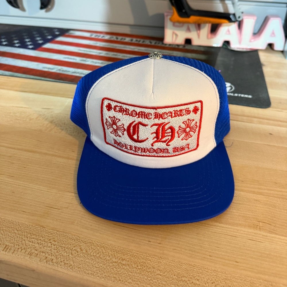Unisex Cromos Blue & White Trucker Hat